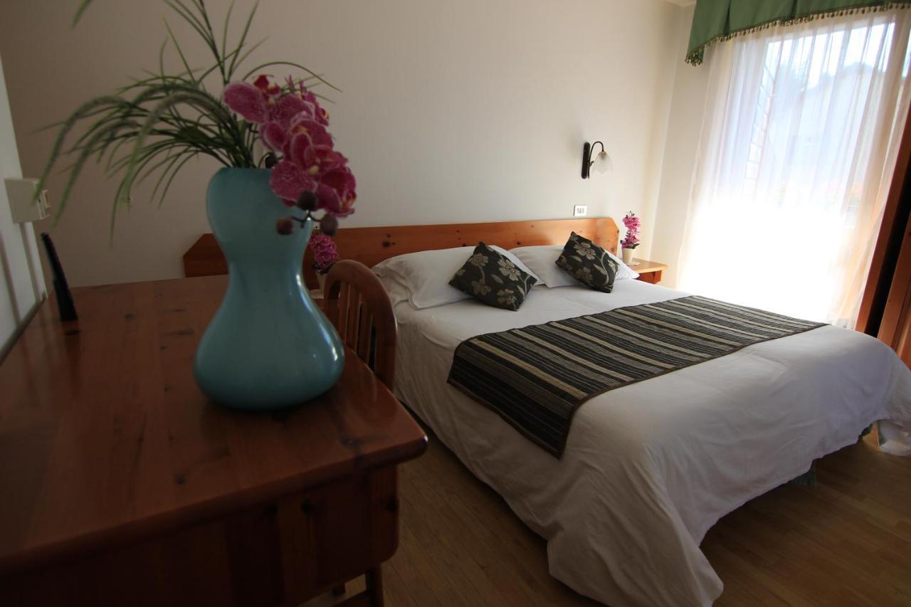 Albergo Ristorante Cacciatori Auronzo di Cadore Buitenkant foto
