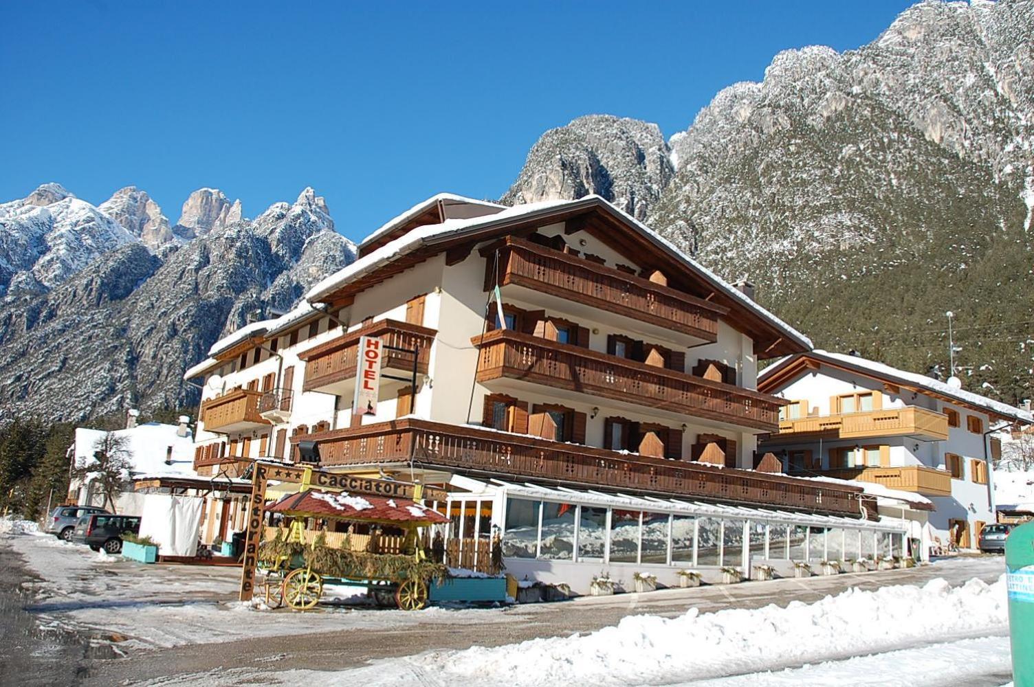 Albergo Ristorante Cacciatori Auronzo di Cadore Buitenkant foto