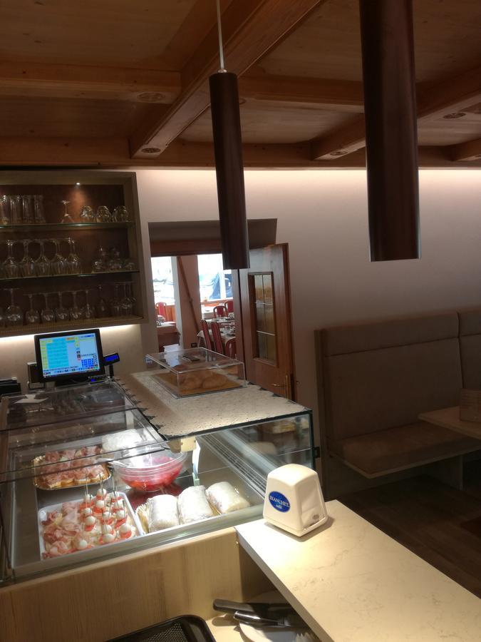 Albergo Ristorante Cacciatori Auronzo di Cadore Buitenkant foto