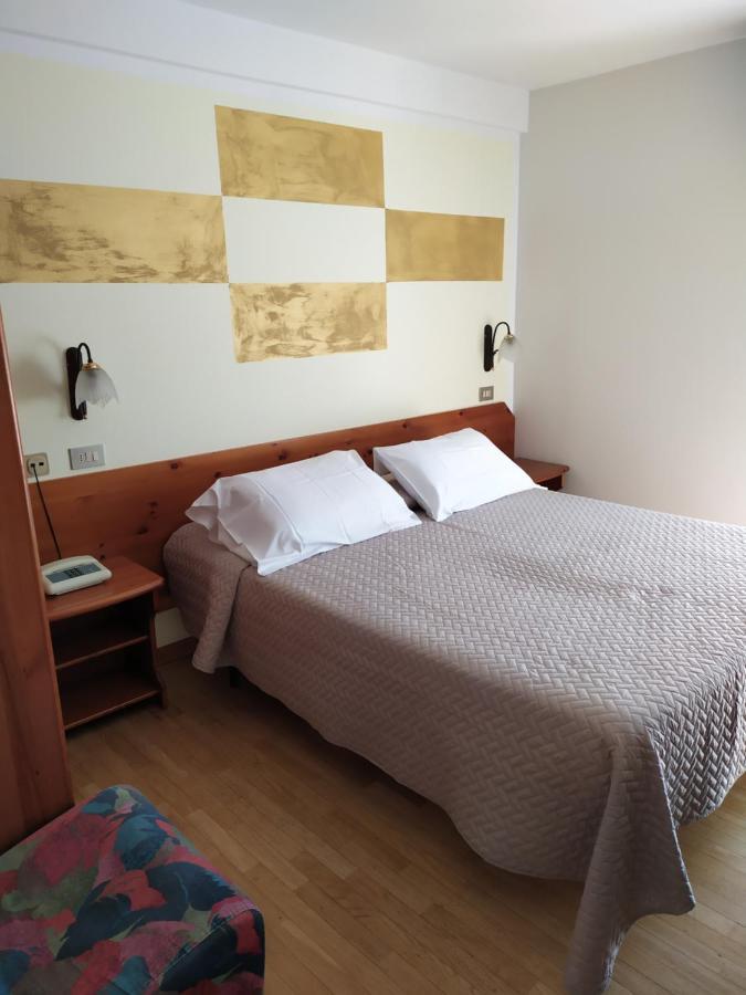 Albergo Ristorante Cacciatori Auronzo di Cadore Buitenkant foto